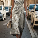 Sottile ed elegante Abito
